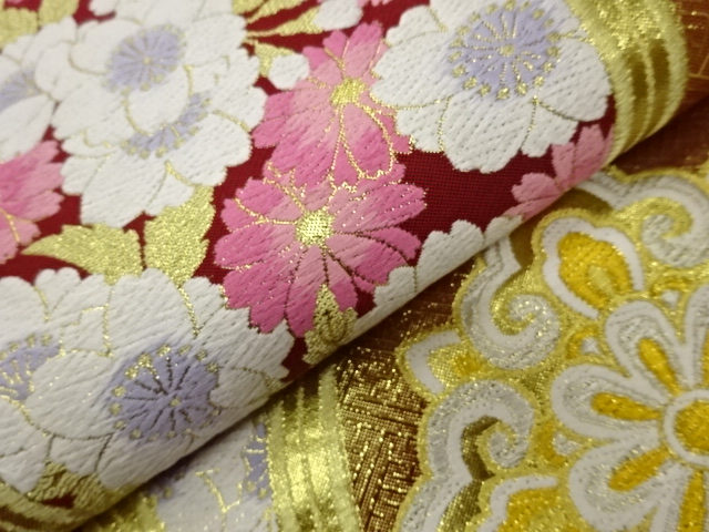  立涌に華紋・桜模様織出し袋帯